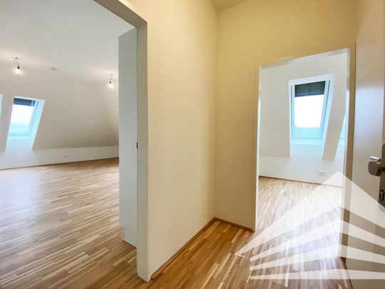 Klimatisierte 2 Zimmer DG-Neubauwohnung mit Küche - Nähe Herz Jesu Kirche - Photo 1