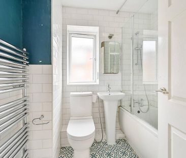 2 bedroom end of terrace house to rent - Photo 1