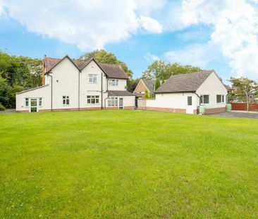 4 bedroom detached house to rent - Photo 1