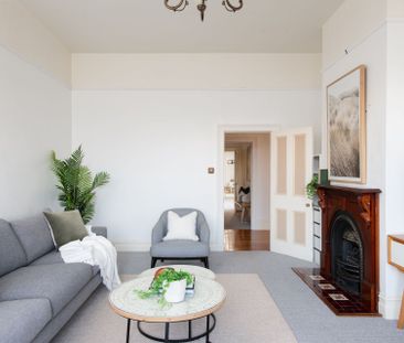 Enjoy the experience, Living Here - Photo 1