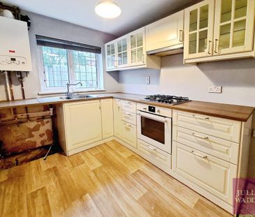 3 bedroom terraced house to rent - Photo 6