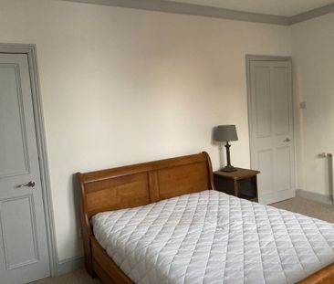 2 Bed Terraced House, Gloucester Street, BS5 - Photo 2