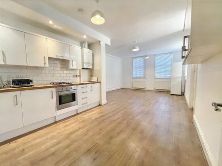 1 bedroom maisonette to rent - Photo 4