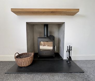 3 Bed Cottage - Terraced - Photo 1