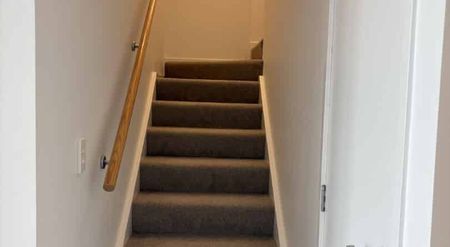 Apartment living at its best - Photo 4