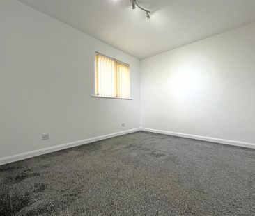 1 bedroom Terraced House to rent - Photo 2