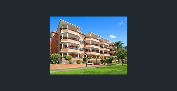 Modern and Spacious Living - Photo 1