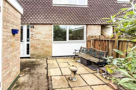 Malletts Drive, Stony Stratford, MK11 - Photo 3
