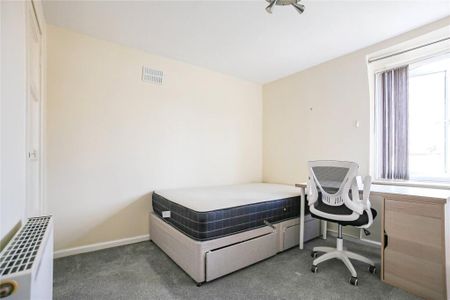 4 bedroom house to rent - Photo 4