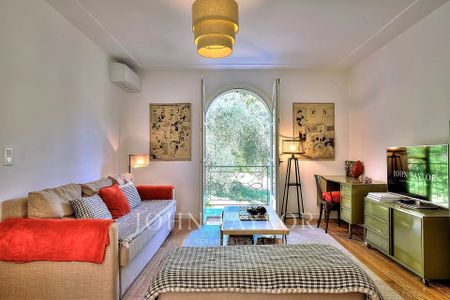 Maison à louer Valbonne, Cote d'Azur, France12 500 EUR / Mois - Photo 2