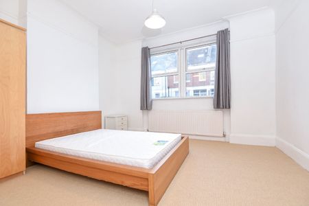 Coverton Road, London, SW17 - Photo 2