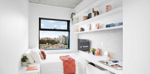 2 Bedroom Shared Bathroom, Double Bed - Photo 2