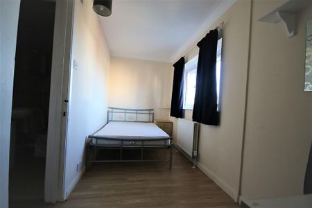 1 bedroom terraced house to rent - Photo 2