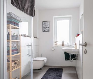 Rastede: Wunderschöne helle Wohnung nach den neuesten Standards . O... - Photo 1