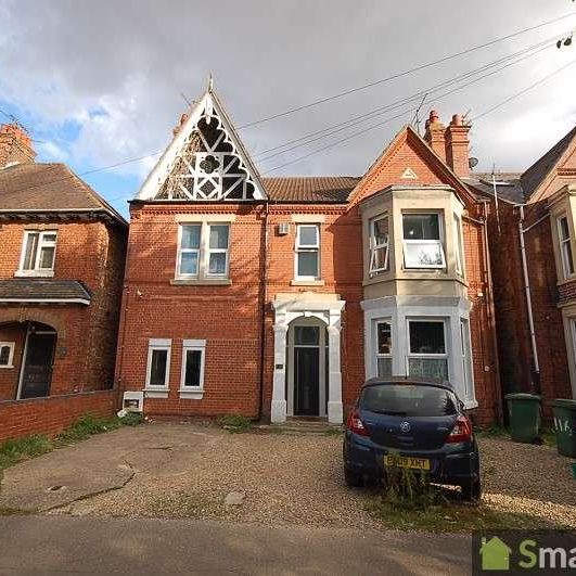 Park Road, Peterborough, Cambridgeshire, PE1 - Photo 1