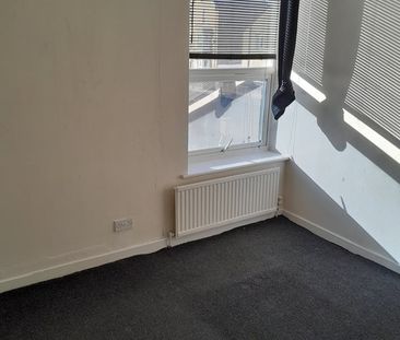 1 Bed Flat, Rice Hey Road, CH44 - Photo 4