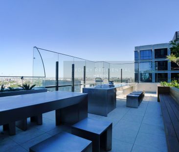 As New One Bedroom Suite Apartment - DUO Central Park - Photo 4