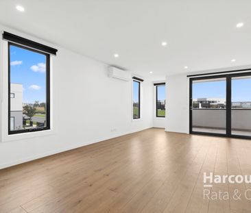 Stunning, Brand New & Ready to call HOME! - Photo 1