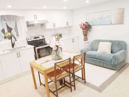 For Lease - 28 Castle Harbour Lane, Markham, Ontario - Photo 3