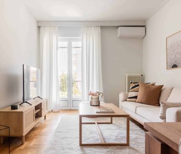 Graceful 2BR Apartment in Paleo Faliro - Photo 1