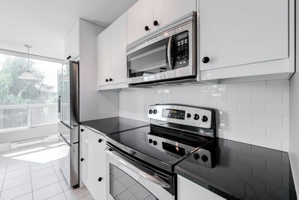 For Lease - 75 Ellen Street Unit# 410, Barrie, Ontario - Photo 1