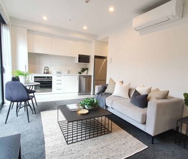 Make this your home! - Photo 3