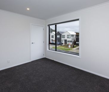 9 Betty Boyes Street, Wallaceville, Upper Hutt - Photo 5