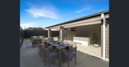 NOT YOUR ORDINARY GRANNY FLAT - A MUST TO INSPECT FOR YOUR SELF! - Photo 2