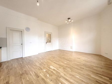 Pronájem bytu 3+kk 98 m2 - Fotografie 3