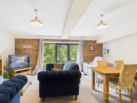 3 bedroom maisonette to rent - Photo 3