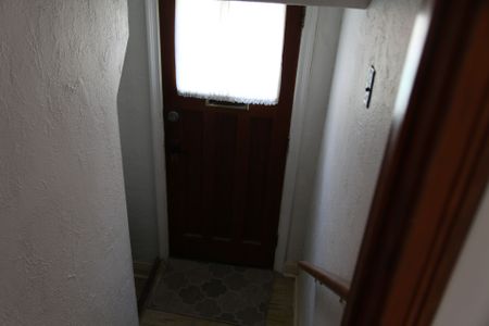 For Lease - 16 Clairlea Crescent, Toronto, Ontario - Photo 4