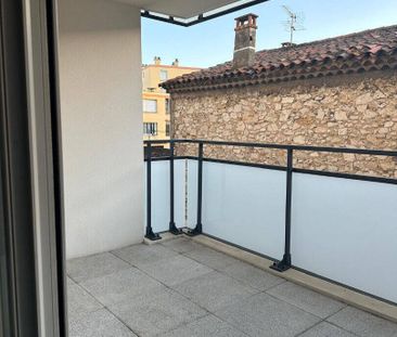 Location appartement 2 pièces 40.82 m² à Aubagne (13400) - Photo 1