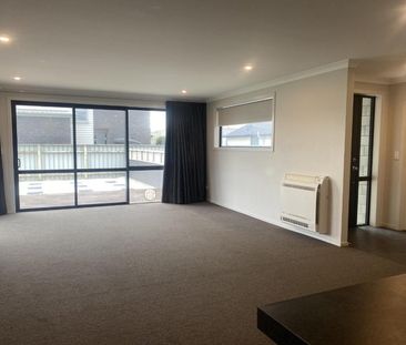 New Home on rental Market - Photo 2