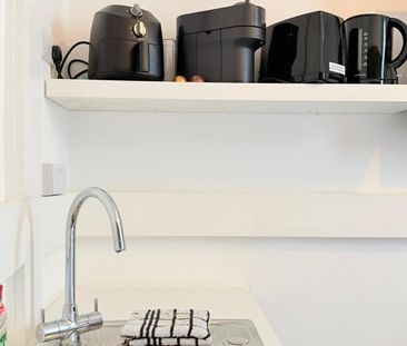 Studio Flat, Holloway Road, N7 - Photo 5