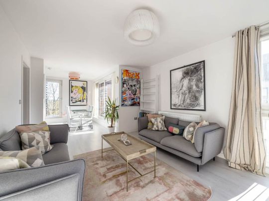 Kimmerghame Drive, Fettes, Edinburgh - Photo 1