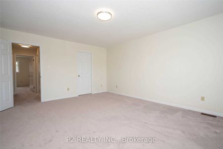 For Lease - 37 Oakridge Court, East Gwillimbury, Ontario - Photo 4