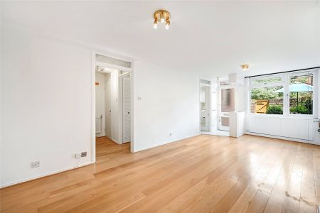 More Close, London, W14 maisonette to rent - Photo 3