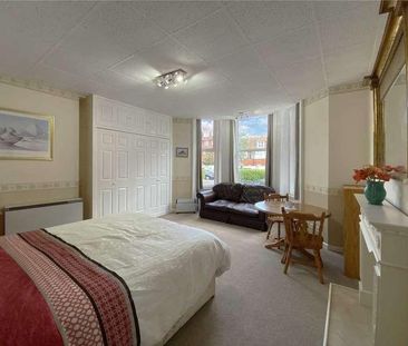 Durley Gardens, Westcliff, BH2 - Photo 6