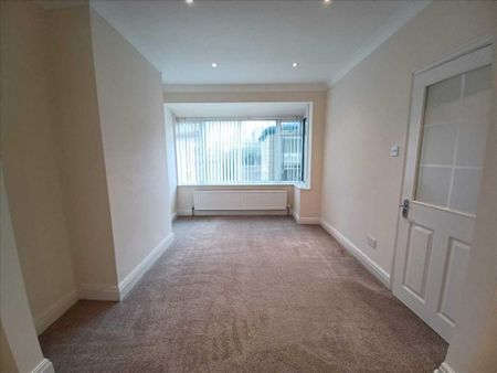 3 bedroom house to rent - Photo 3