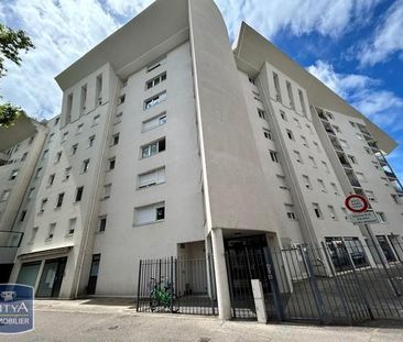 Location Appartement 1 pièce 34m² LYON 8ème - Photo 6