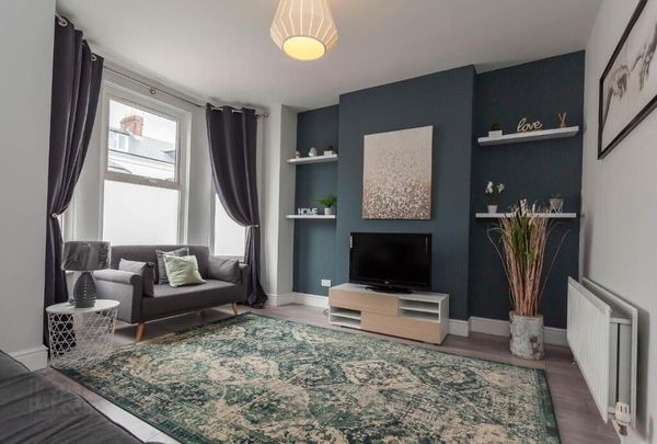 Apt 2, 45 Camden Street, Belfast, BT9 6AT - Photo 1