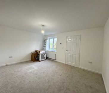 3 bedroom detached house to rent - Photo 2