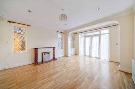 3 bedroom detached house to rent - Photo 3