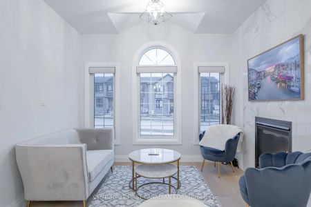 828 Kleinburg Drive #Upper - Photo 3