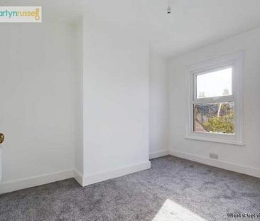 2 bedroom property to rent in Reading - Photo 5