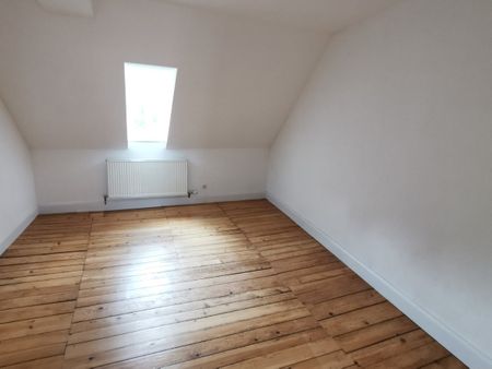 Schöne 2,5-Zimmer-Wohnung in saniertem Altbau in Bregenz mit Seesicht - Photo 5