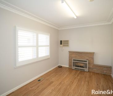 19 Darlow Street, Wagga Wagga, NSW 2650 - Photo 5