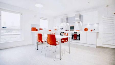 1 bedroom private hall to rent - Photo 3