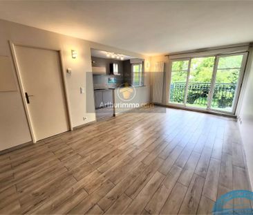Location Appartement 3 pièces 59 m2 à Le Plessis-Trévise - Photo 2