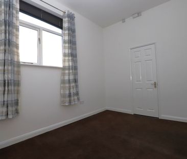 Dundee Lane, Ramsbottom - Photo 1